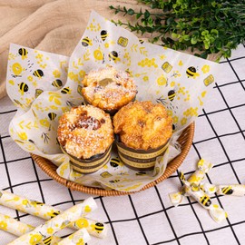 KVCSYAW KVCSYAW 100 Pcs Wax Paper Sheets for Food, Bee Day Wax Paper for Food Sandwich Wrap Paper Deli Wraps, Waterproof Oil-proof Picnic Basket Liners with Bee Pattern for Kitchen Handmade Food