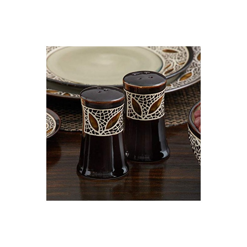 Gourmet Basics Alexandria Salt and Pepper Set
