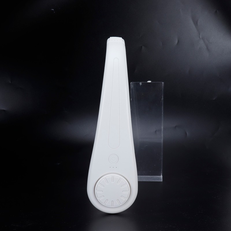White Adjustable Hanging Neck Electric Fan Bladeless Portable USB Charging