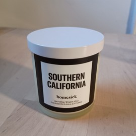 Homesick 🌞 Homesick Southern California 7.5oz Candle: Lemon, Orange, Sea Breeze, Musk 🌞