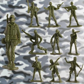 D.A.Y. Republic 50 Piece World War II Plastic Toy Soldiers Traditional Green Army Men, Free Standing in Battle Poses, Kids Military Games Action Figures, Combat Force Model