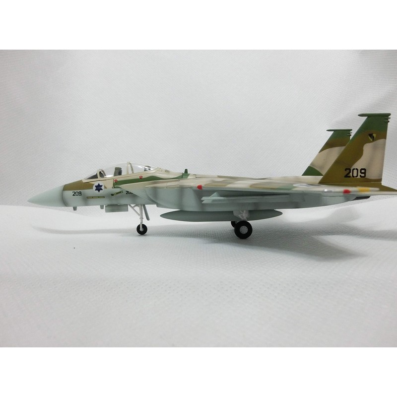 Easy Model 37124 1:72-F-15i Ra'am (Thunder) Eagle-Israeli Defe Pre Built
