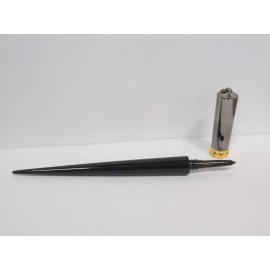 CHRISTIAN LOUBOUTIN LIP DEFINER D10 FULL SIZE