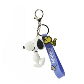 MINISO Walking Snoopy Keychain Pendant Summer Travel Collection