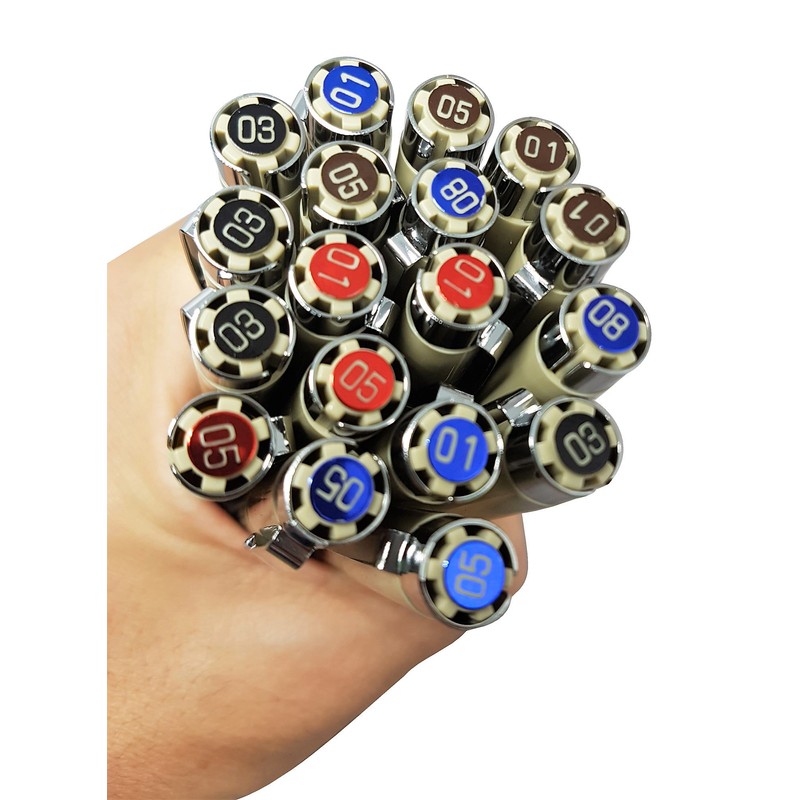 Sakura Pigma Micron pen 08 Black felt tip artist drawing