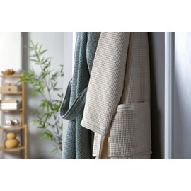 PandaHome Bathrobe 100% Cotton Waffle Fabric Travel Bathrobe for Men and Women, Soft, Absorbent and Lightweight Spa Bathrobe, beige