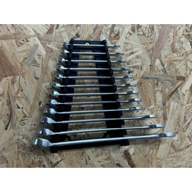 Combination Spanner and Ring Spanner Holder for Tool Wall Mounting Wall Mount 12 and 15 Supports (12 Pads)