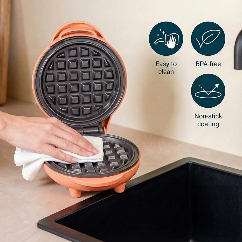 Bestron Mini Waffle Iron for Classic Waffles 10 cm, Small
