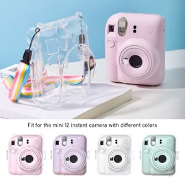 MUZIRI KINOKOO Klare TascheKompatibel für Fuji Instax Mini 12 Instax Kamera - Harte PVC Schutzhülle Transparent für Instax Mini 12 - mit Fototasche auf der Rückseite & verstellbarem Regenbogenband