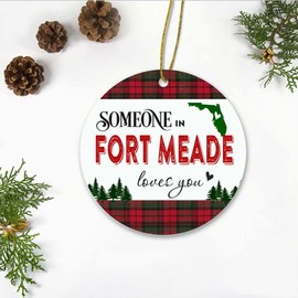 Fort Meade Florida Ornaments Christmas 2023 - Someone in Fort Meade Florida Love You - Long Distance Relationships Gifts for Family and Friend - Keepsake Xmas Ornaments Plastic 3 Inches