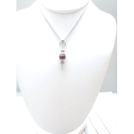 Vintage Style Thurcolas Edelstahl Damen Halskette mit rotem Picasso Jaspis Anhänger