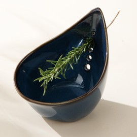 Herb Stripper Bowl, Ceramic Herb Peeling Bowl, Kitchen Herbs Leaf Stripping Tool, Pottery Herb Peeler for Thyme, Basil, Rosemary, Parsley, Oregano, Cilantro Stripper (Blue)