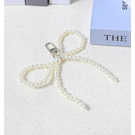 ValueBargain Silver Heart Pearl Bow Keychain - Y2K Elegant Bowknot Keyring with Charms, Cute Car Keys Accessories for Girls Sweet Bag Decor