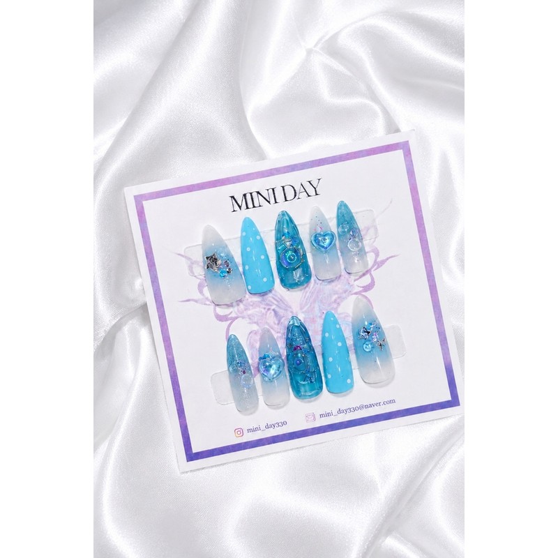 Ocean Drop Handmade Nail Tips - Short Almond / 오션