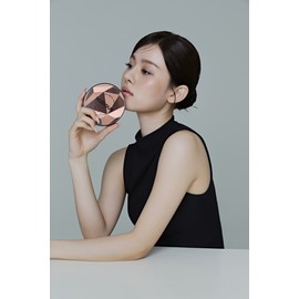 Nudique good coverage large cushion radiant water glow cushion Soon Skin Sheer Glow Cushion Pact 25g / 누디크 커버력좋은 왕쿠션 광채 물광쿠션 순 스킨 쉬어 글로우 쿠션팩트 25g