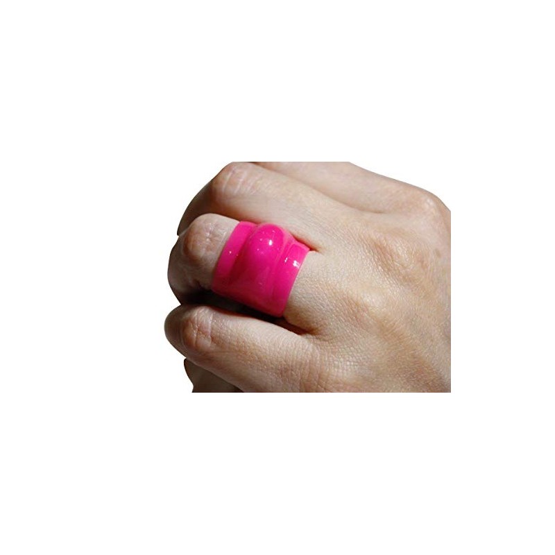 pink small to fit rings i and under wedding ring