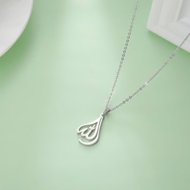 LIKGREAT Allah Necklace for Women Ayatul Kursi Muslim Necklace Allah Pendant Necklace Islamic Muslim Jewelry (heart shape, silver)