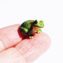SSJSHOP Green Frog Micro Tiny Dollhouse Figurines Ceramic Hand Painted Animals Collectible Small Gift Home Garden Decor #3