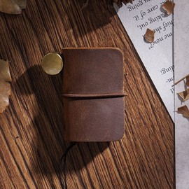 SagaSave Kleines Reise-Notizbuch aus Leder, Mini-Größe, personalisiertes, nachfüllbares Tagebuch, Miniatur-Reisetagebuch, Tagebuch für Schriftsteller, Dichter, Reisende (braun)