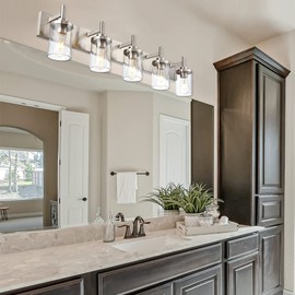 QueeuQ Brushed Nickel Bathroom Vanity Light Fixtures Over Mirror 5 Lights Bathroom Wall Lighting Fixtures with Clear Glass Shade Wall Mount Lighting Sconce for Farmhouse Living Room Bedroom Hallway