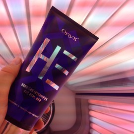 Onyx Onyx HE Tanning Accelerator Cream for Men | Tanning Cream without Self-Tanner for Maximum Fast Tanning with Muscle Bronzing | For Tanning Beds, Tanning Salons & Outdoor Tanning | Deep Tanning