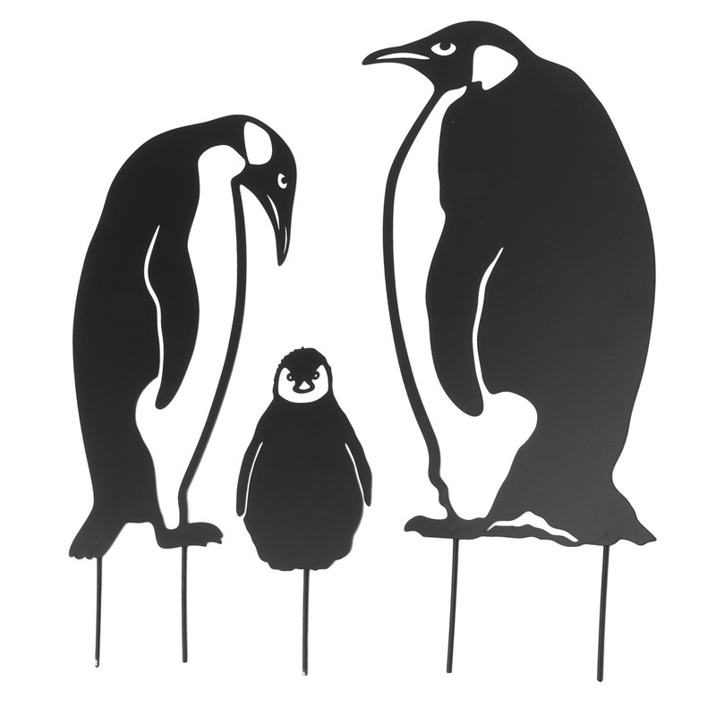Penguin Family Stake Statue Simulation Vivid Hollow Iron Animal Stake