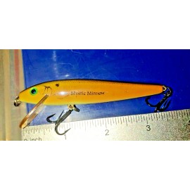 Rebel Mystic Minnow Jerk Bait Tracdown cd 3.5" Controlled Sinker  Gold Rainbow