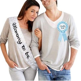 GDTO8820 CoolerthingsDG, Baby Shower Decorations White Lace Sash for Mommy to be and one Daddy to Be Tinplate Badge Combo Kit Baby Shower Party Gender Reveals Party Gifts (Blue)