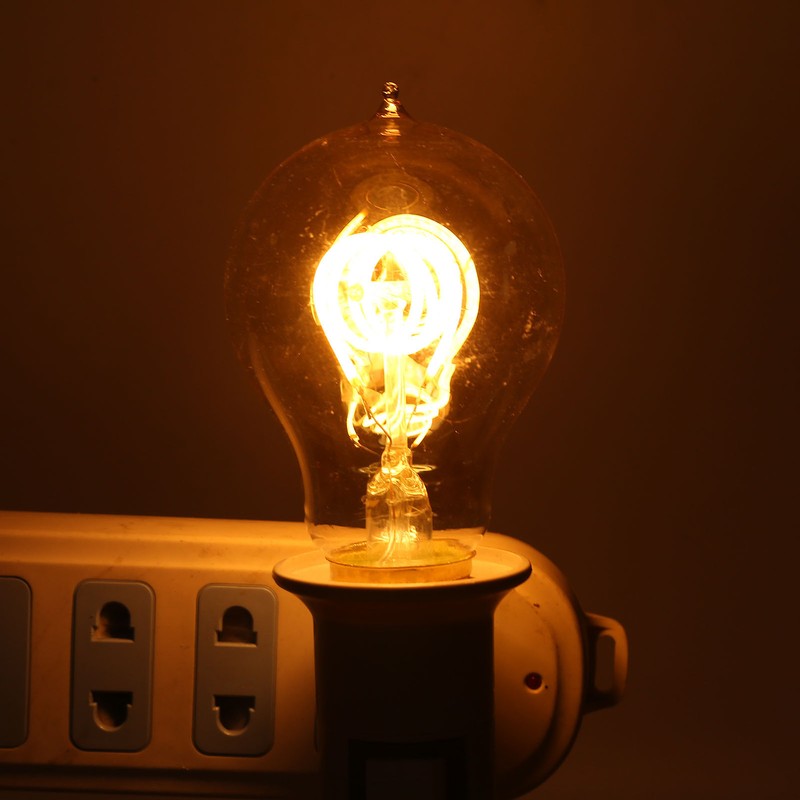 A60 Antique Bulb E27 Base Dimmable LED Filament Bulb 4W