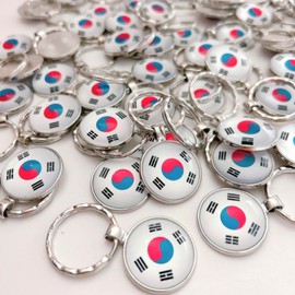 I agree to third party provision for delivery of National Museum of Korea Museum Goods Korean Pak Muuz Taegeukgi Keyring Keychain Bag Chain Foreigner Gift K Goods / 국립중앙박물관 박물관굿즈 국중박 뮷즈 태극기 키링 열쇠고리 가방고리 외국인선물 K굿즈 배송을 위한 제3자 제공에 동의합니다