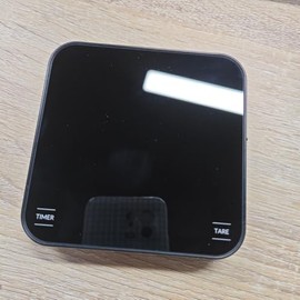 FOXNSK Kaffeewaage mit Timer, Digitale Espresso Waage mit 4 Modi für Barista, USB Aufladbare, Mini Multifunktionale Coffee Scale mit LED-Anzeige und Tara, 0.1g Hochpräzise, Elektronische Küchenwaage