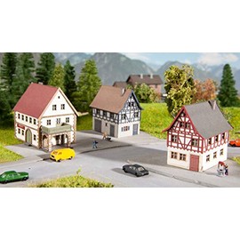 NOCH 44310 Village Set (3 Pieces)