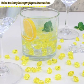 MAIBAOTA 500 PCS Fake Crushed Ice Cubes Vase Fillers Light Yellow Plastic Ice Cubes Diamonds Gems Decorative Stones for Fish Tank Decorations Wedding Party Table Decor and DIY