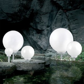 Globo IP44 LED Solar Ball Lamp