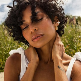 Dremmy Studios Heart Earrings for Women - Cubic Zirconia Pave Heart Stud Earrings 14K Gold Plated Small Cartilage Piercing Studs Earrings