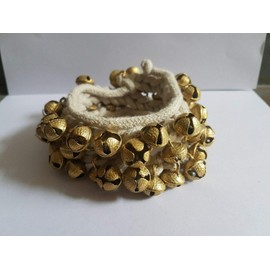 SCEXPORTS LARGE SIZE KATHAK GHUNGROO 100 + 100 NO-16 LARGE SIZE BELLS TIED WITH COTTON CORD INDIAN CLASSICAL DANCERS ANKLET.MRS,2.2 (1 PAIR)