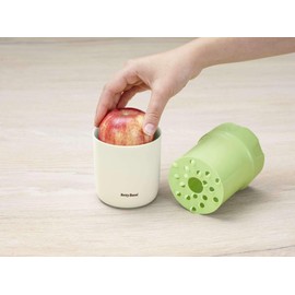 Betty Bossi Apple Grater – The Apple Grater from for Easily Grating Apples. Our Fruit Grater is Perfect for Quickly preparing Your Daily Apple!, green, white, h 13.4 x ø 9.3 cm