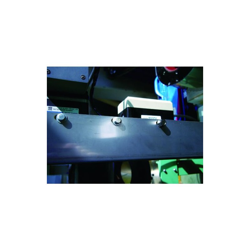 TRUSCO TNBMG-820 Hexagonal Bolt Magnet Holder M8 x S17 x
