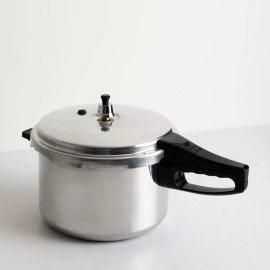 Ekco Olla A Presión Rapida Y Segura Color Gris