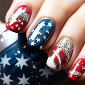 4th of July Press on Nails American Flag Fake Nails Glossy White French Stick on Nail 24Pcs Short Square Acrylic Full Cover False Nail Fourth of July Gel Glue on Fingernails for Holiday Manicure Art