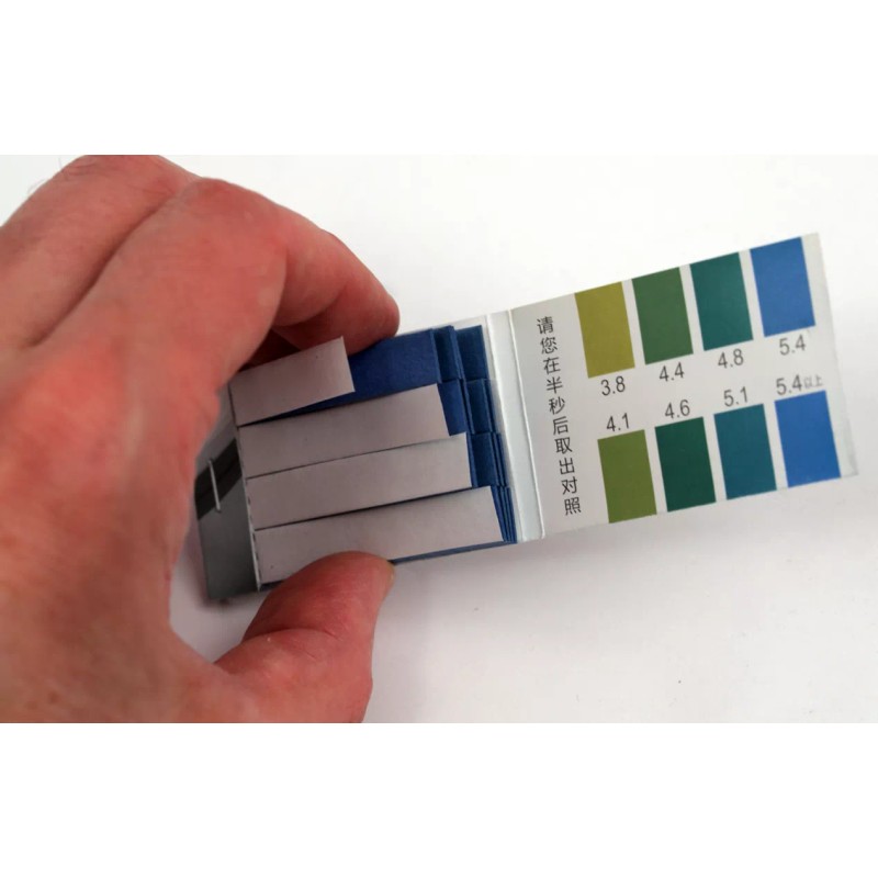 Universal 1 Pack / 80 strips of pH 3.8-5.4 Special