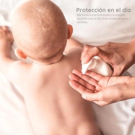 CHIQUI MUNDO Crema Coorporal Hidratante (500 ml) para Bebé Origen Natural Calmante Protector Bactericida y Antiséptico Libre de Parabenos, Sulfatos, Siliconas, Colorantes Artificiales y Conservadores. Hecho a base de Manzanilla, Karité y Cacao