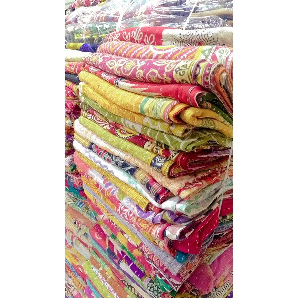 Mycrafts Indian Wholesale Kantha Quilt Lot 5 PCs Tribal Kantha Quilt Vintage Handmade Blanket Patch Kantha Throw Hippie Bohemian Old Saree Made Kantha Rally Twin