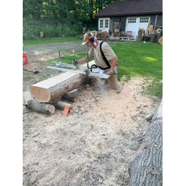 Portable Chainsaw mill 24 Inches Planking Milling Bar Size 14 Inches to 24 Inches