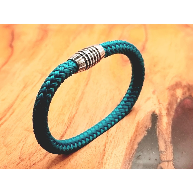 Bracelet "Aqua" made of colour-intensive paracord sailing rope with black