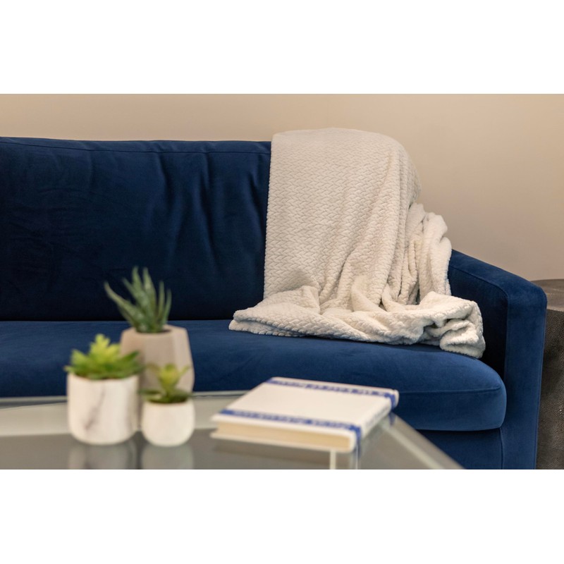 Bulk 50x60 Throw Blankets 24 Pack for Wedding Favors, Guests