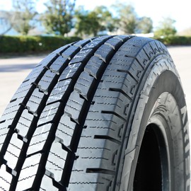 Arisun ZG04 LT265/70R17 E/10PLY BSW (1 Tires)
