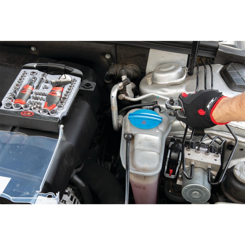 Performance Tool W39000 45 Piece Stubby Set