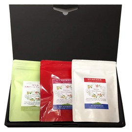 Yakushima Naturally Cultivated Black Tea Made by Us - No Pesticides / No Chemical Fertilizers / No Pesticides Residue (3.5 oz (100 g) of Black Tea x 3 Bags in Box