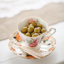 Greek Green Olives with Stone Vacuum Packed - 500g Jar in Delicious Homemade Marinade | ARISTOS (Thyme Basil)